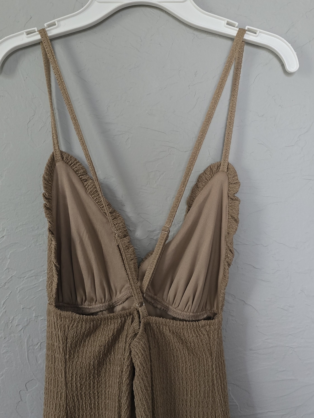 Stunning Fashion Nova Khaki Romper Size Small Women - Picture 6 of 8